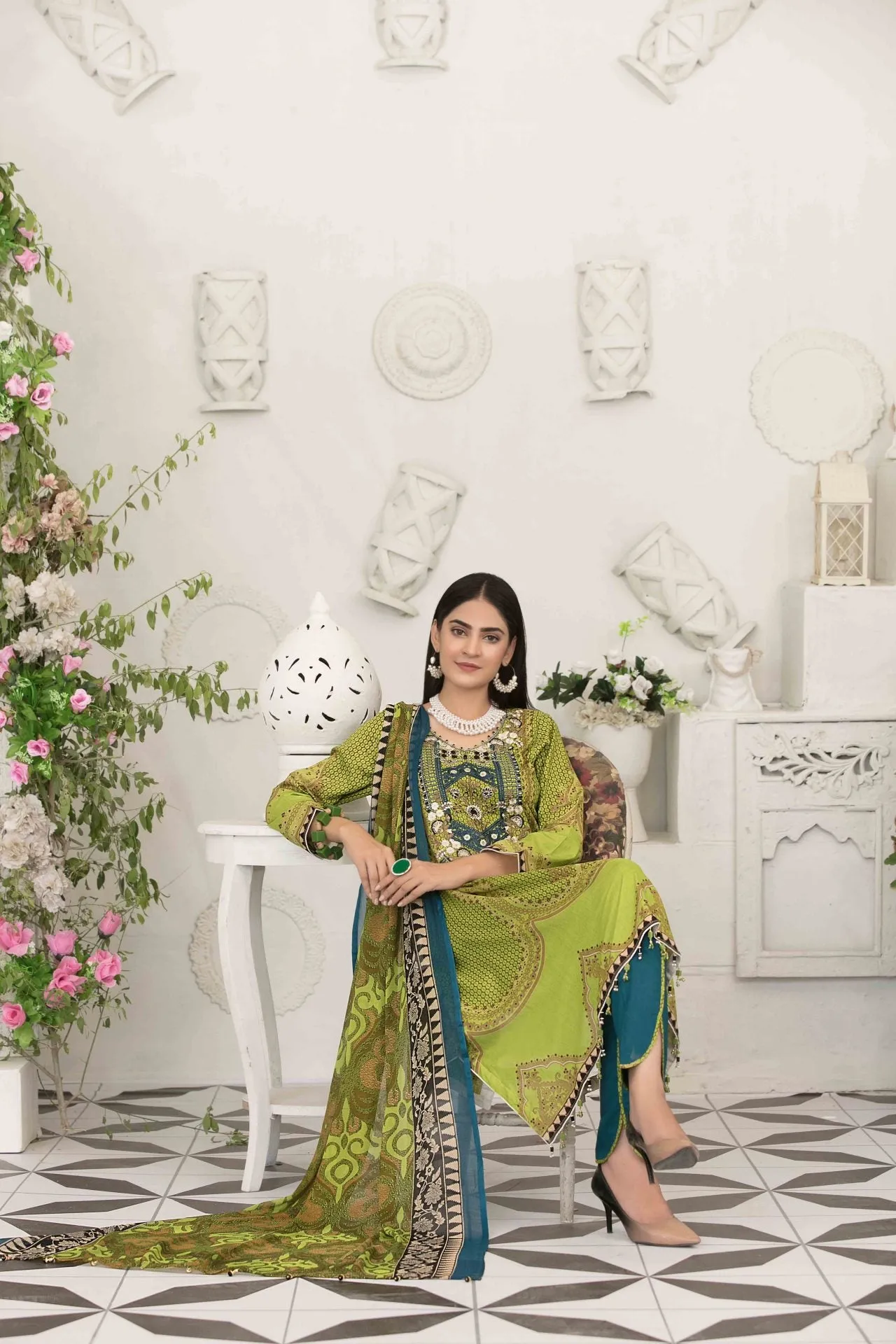 Raqami Lawn Collection by Tawakkal Fabrics – D-1610