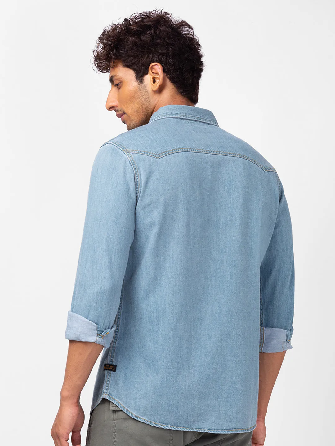 Spykar Men Light Blue Cotton Slim Fit Denim Shirts